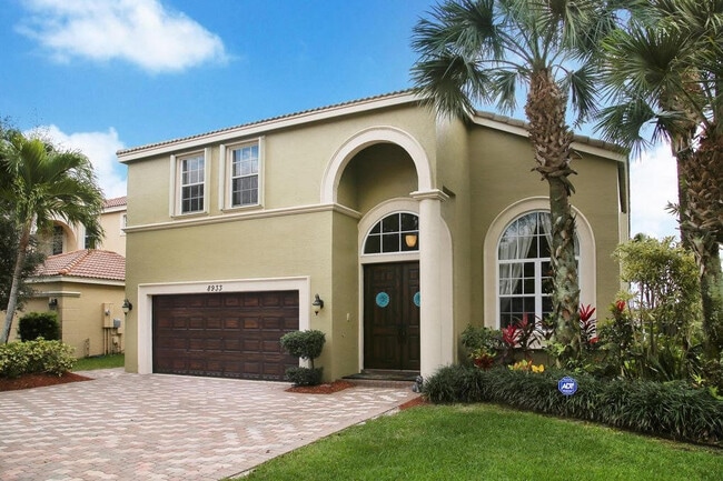 property at 8933 Alexandra Cir
