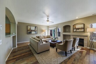 19 W Soap Creek Trail in Flagstaff, AZ - Building Photo - Building Photo