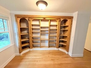 14320 22nd Ave NE in Seattle, WA - Building Photo - Building Photo