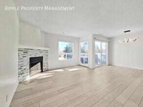 200 Shawnessy Dr SW in Calgary, AB - Building Photo - Building Photo