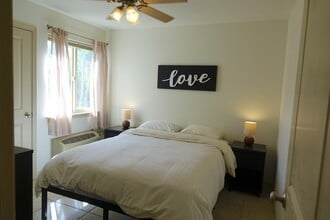 75-5754-5754 Alahou St in Kailua Kona, HI - Building Photo - Building Photo