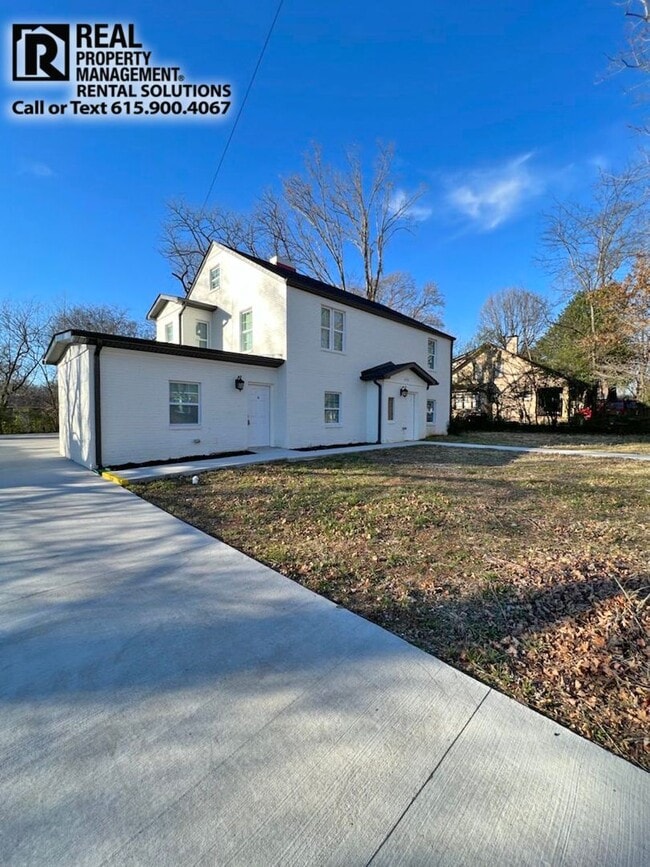 605 Fairview Ave in Murfreesboro, TN - Building Photo - Building Photo