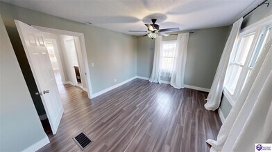 818 Otter Creek Rd in Vine Grove, KY - Building Photo - Building Photo