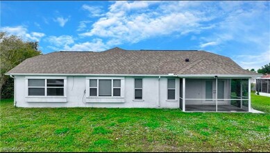 239 Lauberge Ct in Lehigh Acres, FL - Building Photo - Building Photo