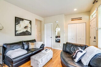 23914 33rd Dr SE in Bothell, WA - Building Photo - Building Photo