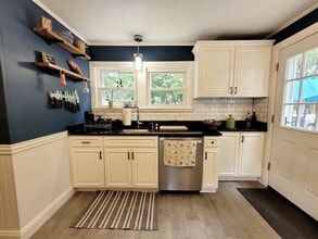 42 Wood Terrace in Framingham, MA - Building Photo - Building Photo