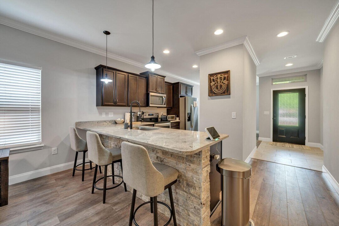 1133 Finck Rd in Niceville, FL - Building Photo