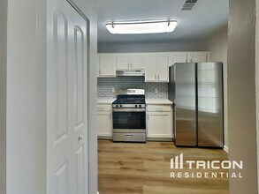 409 Water Oak Way SW in Marietta, GA - Building Photo - Building Photo