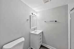 6113 Spring Ln in Matteson, IL - Building Photo