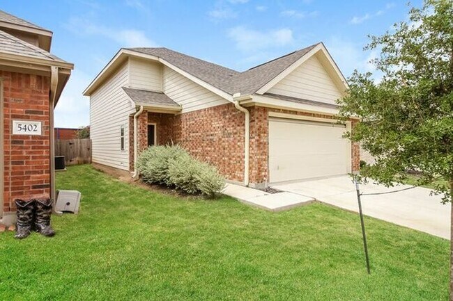 5330 Freshwater Way in San Antonio, TX - Building Photo - Building Photo
