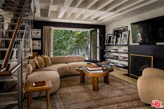 636 Huntley Dr in West Hollywood, CA - Building Photo - Building Photo