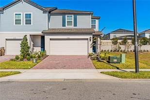 16362 Bird of Paradise Ave in Clermont, FL - Building Photo