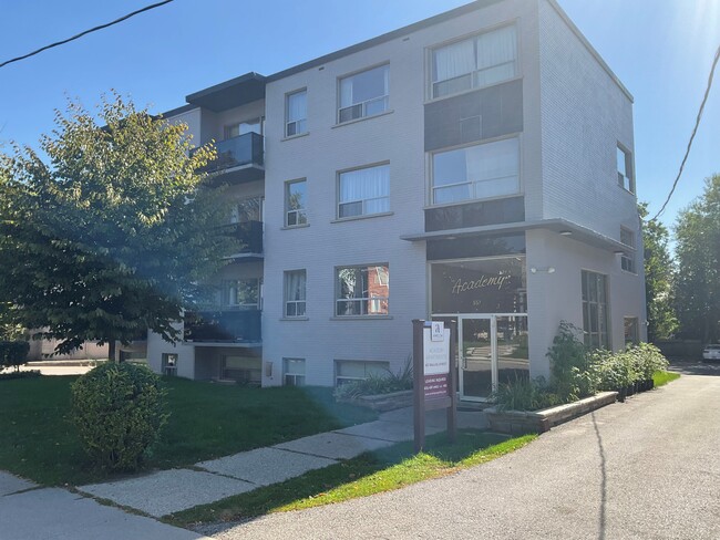 657 Balliol