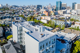 150 Haight St in San Francisco, CA - Foto de edificio - Building Photo