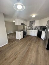 5391 NW 180th Pl in Portland, OR - Building Photo - Building Photo