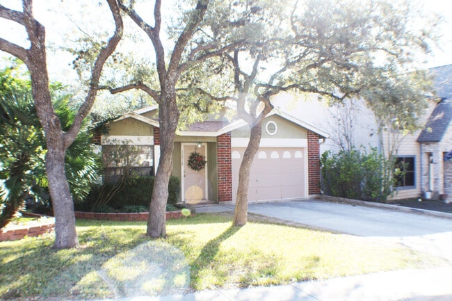 12918 Hunters Moon in San Antonio, TX - Foto de edificio - Building Photo