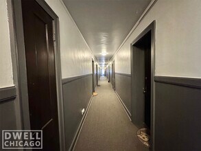 3338 N Marshfield Ave, Unit 102 in Chicago, IL - Building Photo - Building Photo