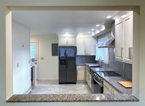 2940 Illinois Ave in Colorado Springs, CO - Building Photo