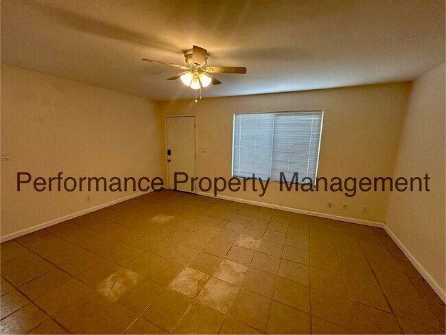 3817 K St in Bakersfield, CA - Building Photo - Building Photo