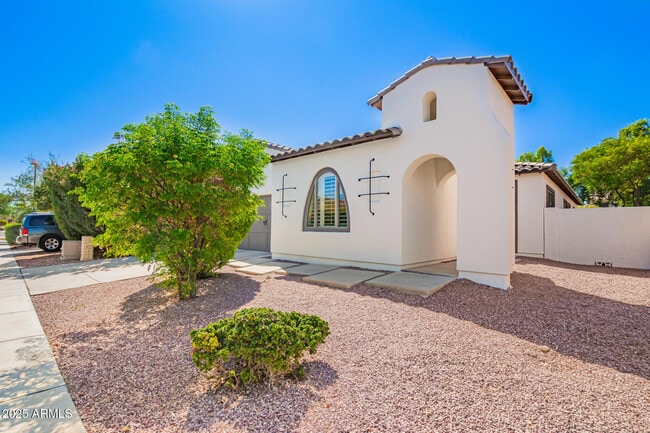 property at 16981 W Hammond St