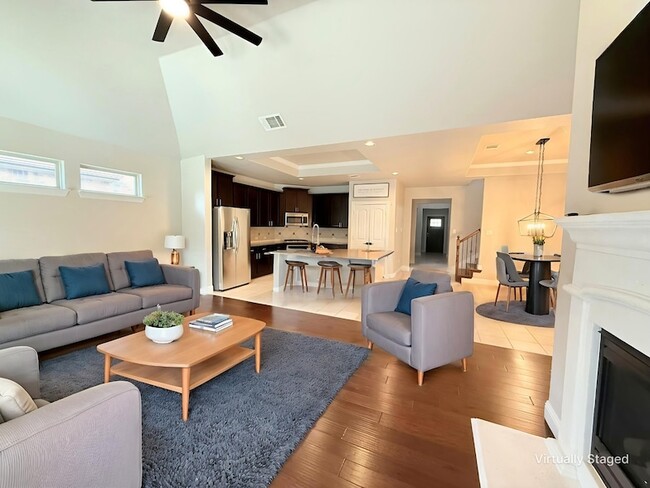 5713 Zinnia Dr in Rowlett, TX - Foto de edificio - Building Photo