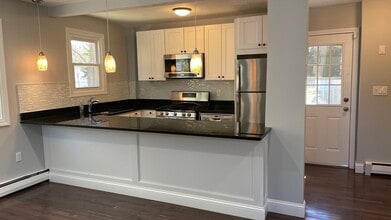 43 Dedham St in Canton, MA - Building Photo - Building Photo