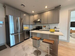 141-26 Northern Blvd in Queens, NY - Building Photo - Building Photo