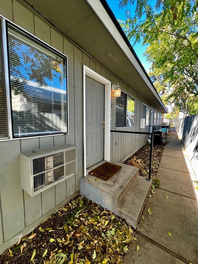 property at 1316 Garfield Ave
