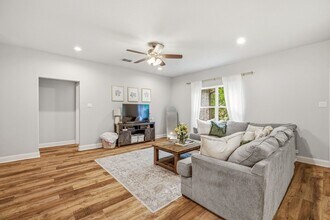 191 Davis Ave in Stephenville, TX - Building Photo - Building Photo