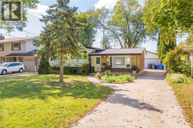 4307 Ashfield Cres in Windsor, ON - Building Photo - Building Photo