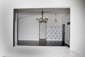 1931 Tarpon Ct in Zephyrhills, FL - Building Photo - Building Photo