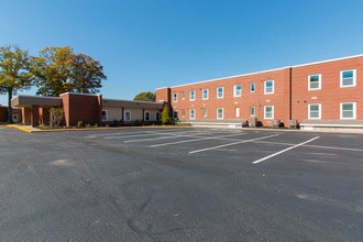 The Village at Van Cleve Apartments in Hartford City, IN - Building Photo - Building Photo