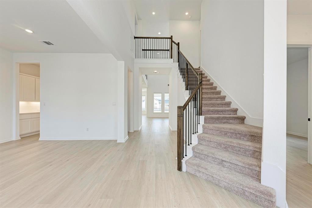 5020 Carsoli Ln in Leander, TX - Building Photo