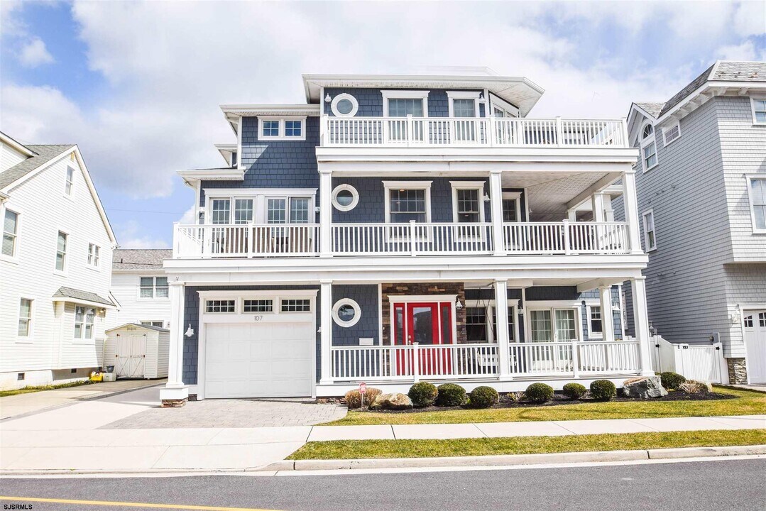 107 S Philadelphia Ave in Ventnor City, NJ - Building Photo