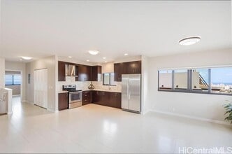 4113 Pakolu Pl in Honolulu, HI - Building Photo - Building Photo