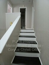 5001 Middlecoff Cir in Corpus Christi, TX - Building Photo - Building Photo