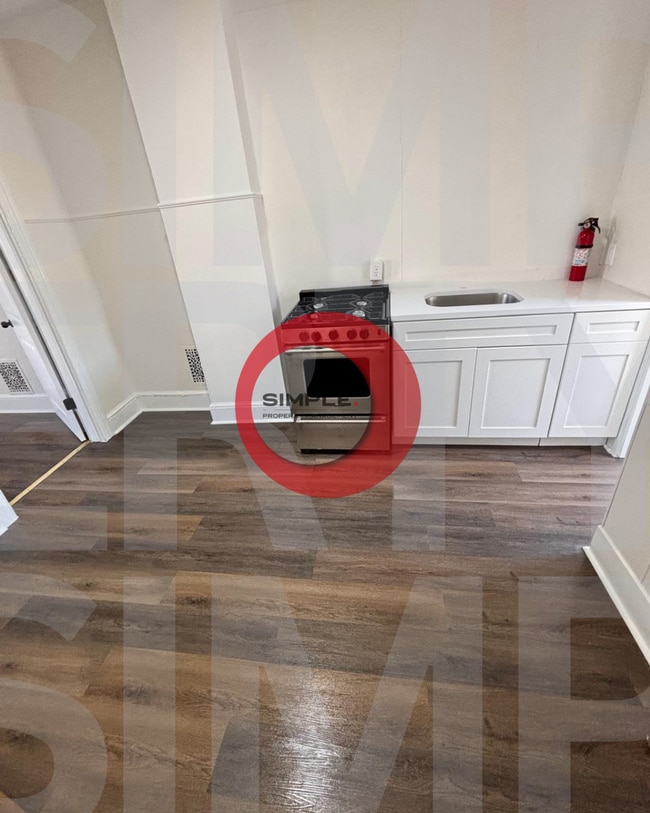 property at 427 N 11th St