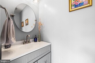 710 S Charles St in Baltimore, MD - Building Photo - Building Photo