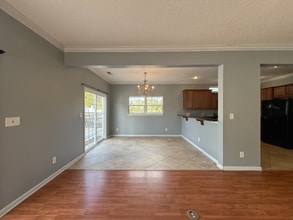 512 Lake Shore Dr in Surfside Beach, SC - Foto de edificio - Building Photo