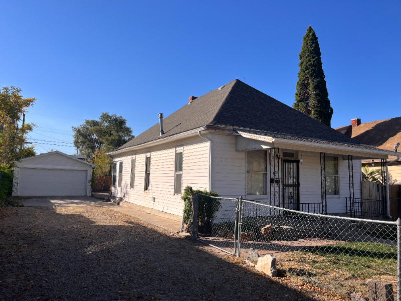 1022 E 7th St in Pueblo, CO - Foto de edificio