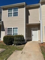 1741 Carrington Dr in Griffin, GA - Building Photo