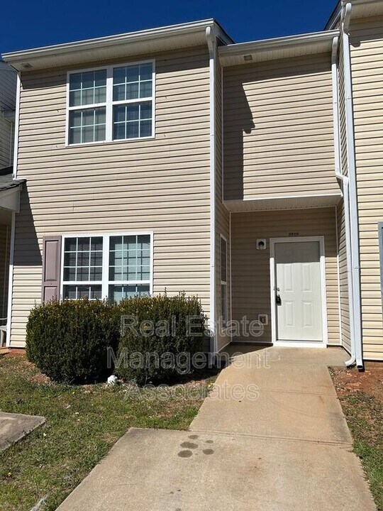 1741 Carrington Dr in Griffin, GA - Building Photo