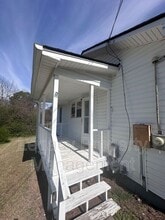 408 10th St in Gibsonville, NC - Building Photo - Building Photo