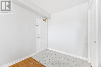 1479 Maple Ave in Milton, ON - Building Photo - Building Photo