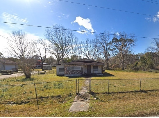 property at 1422 NE 216th St