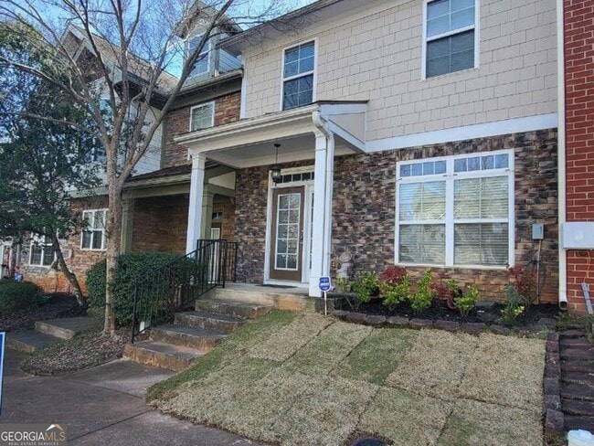 45 Newnan Lakes Dr in Newnan, GA - Foto de edificio - Building Photo