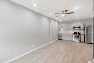 6011 Catharine St in Philadelphia, PA - Building Photo - Building Photo