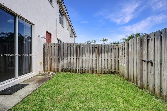 2311 NE 42nd Cir in Homestead, FL - Building Photo - Building Photo