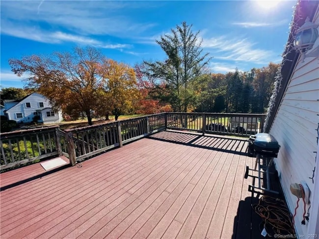 44 Lake St, Unit 44 Lake Street in Plainfield, CT - Building Photo - Building Photo