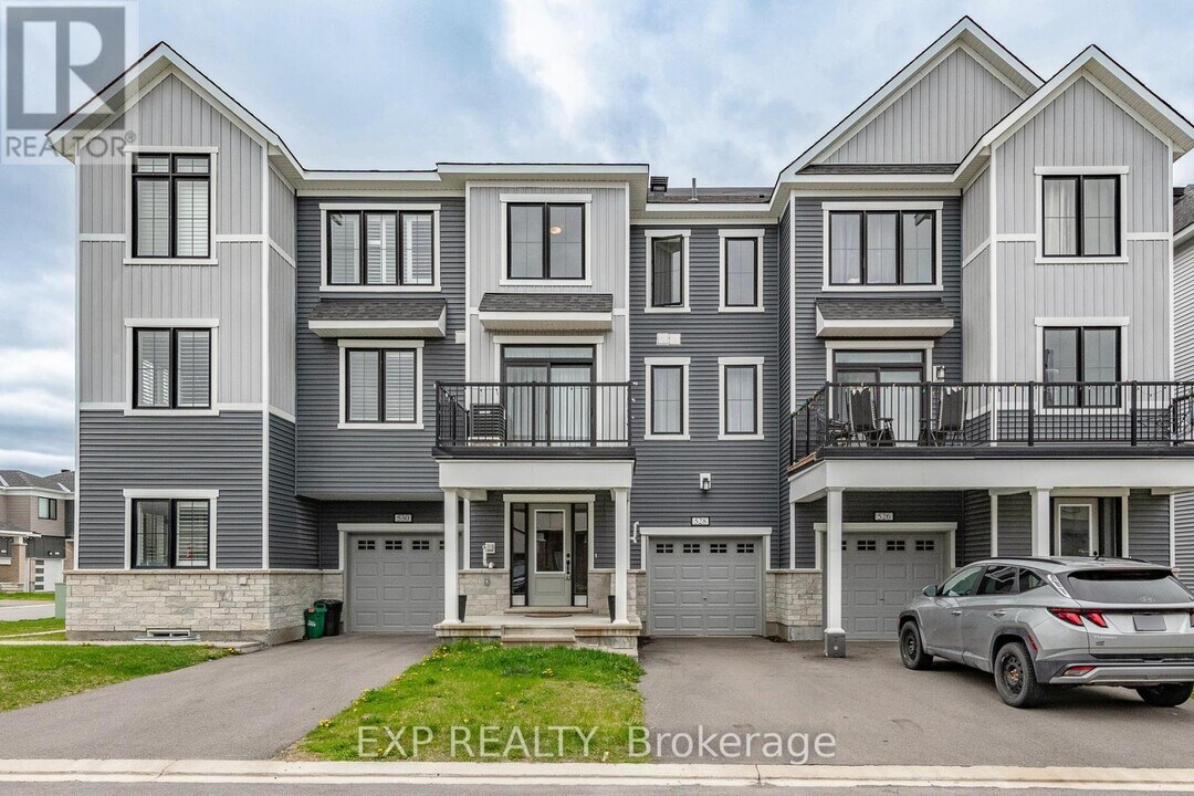 528 Rye Grass Wy in Ottawa, ON - Building Photo